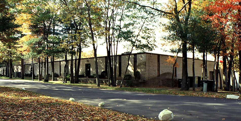 More Photos Of 8-18 Avenue E, Hopkinton Research And Development For Lease