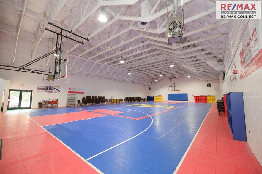 More Photos Of 1033 Big Bethel Rd, Hampton Religious Facility For Sale