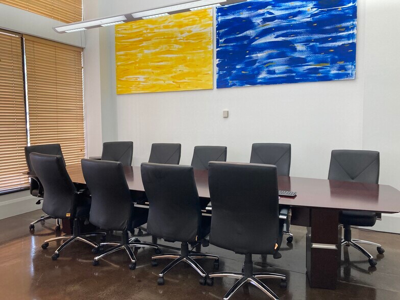 More Photos Of 1110 N Florida Ave, Tampa Office For Lease