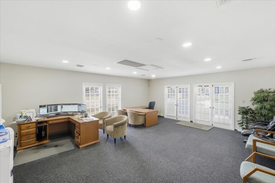 More Photos Of 1514 SE Port St Lucie Blvd, Port Saint Lucie Office For Sale
