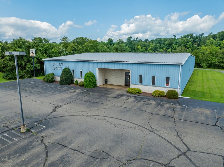 More Photos Of 2701 P Nut Ln, Bloomsburg Bowling Alley For Sale