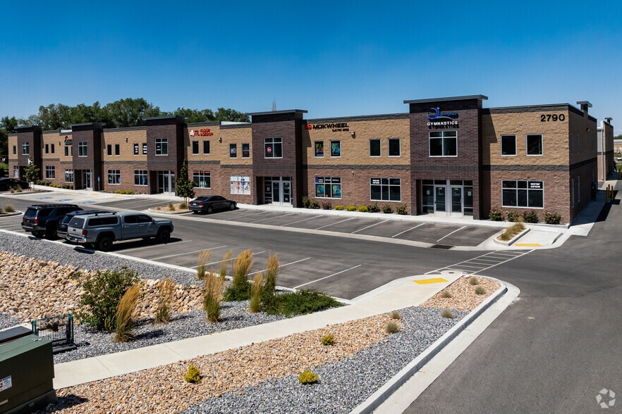 Primary Photo Of 2764-2808 W 14000 S, Bluffdale Showroom For Lease