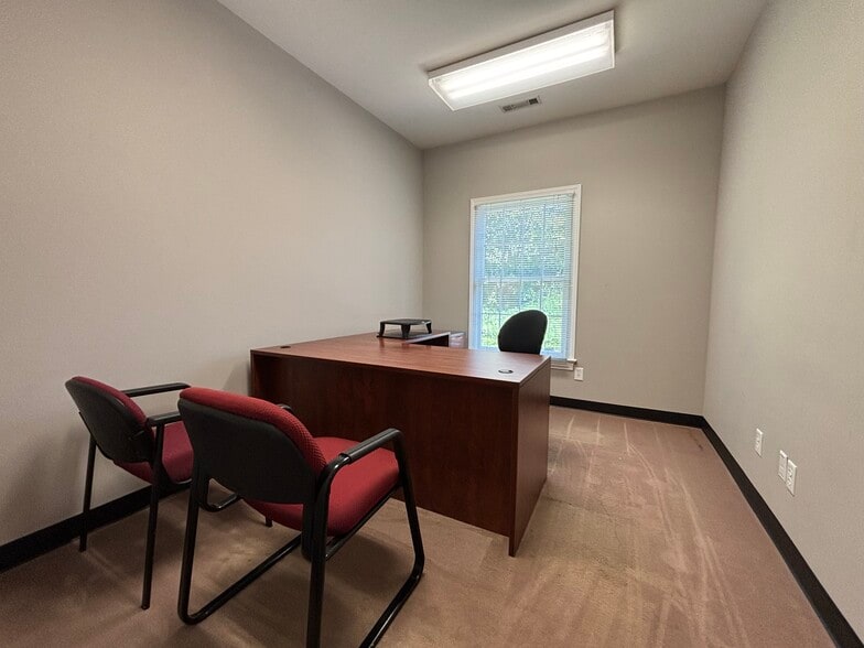 More Photos Of 3809 Forrestgate Dr, Winston-Salem Medical For Lease
