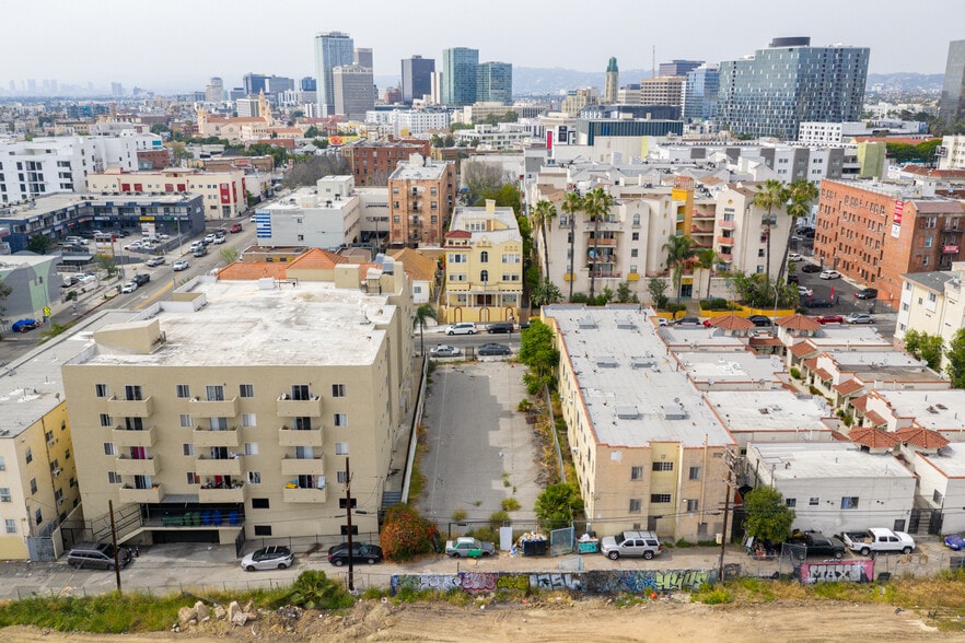 More Photos Of 744 S Carondelet St, Los Angeles Land For Sale