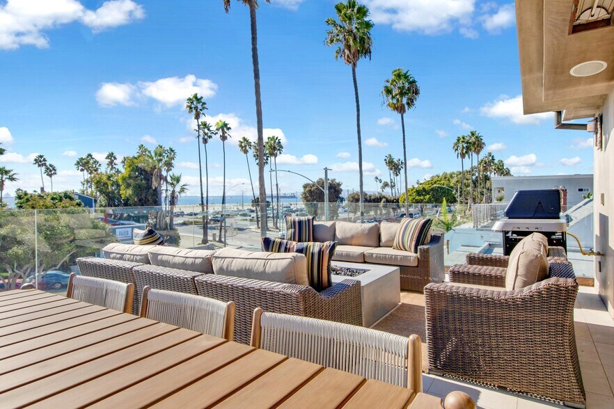 More Photos Of 5121 E Ocean Blvd, Long Beach Apartments For Sale