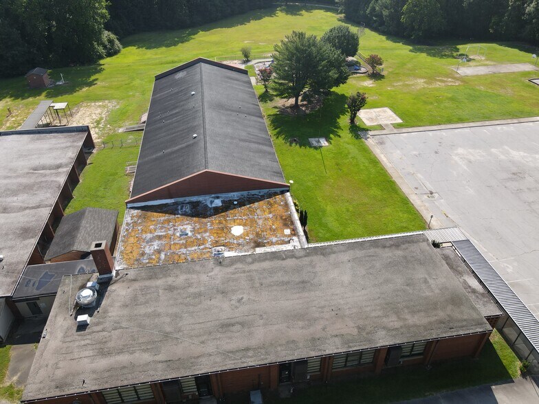 More Photos Of 8967 Cedar Grove School Loop Rd, Nashville Schools For Sale