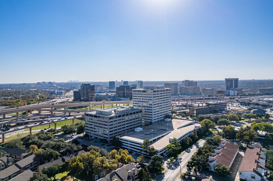 More Photos Of 8131 Lyndon B Johnson Fwy, Dallas Office For Lease