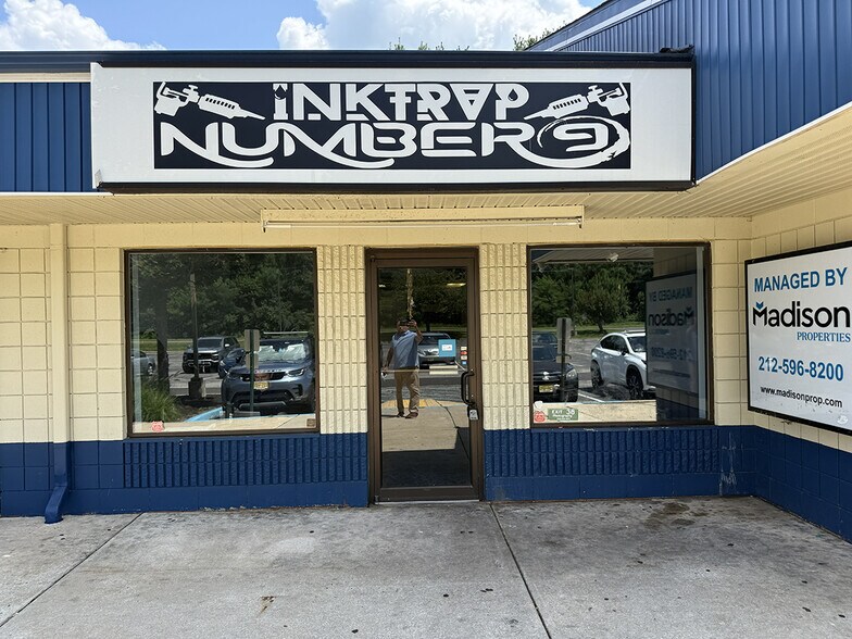 More Photos Of 510 Williamstown Rd, Sicklerville Storefront For Lease