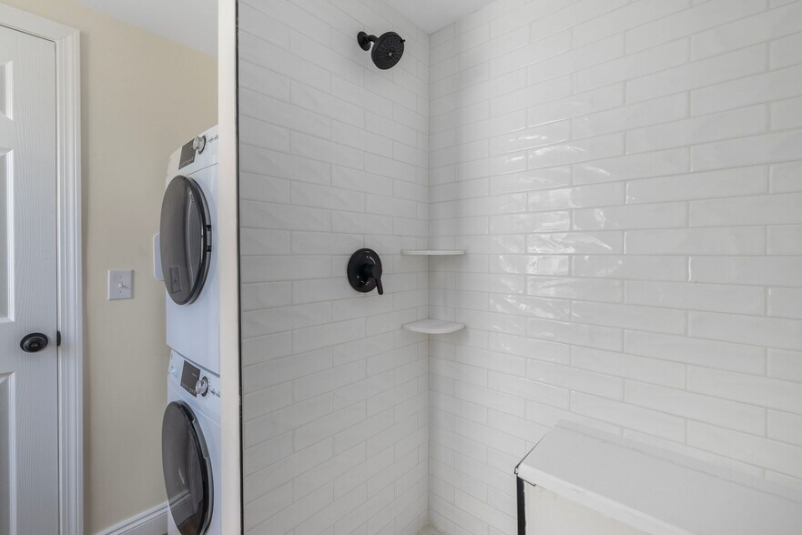 More Photos Of 41 E Transit St, Providence Apartments For Sale