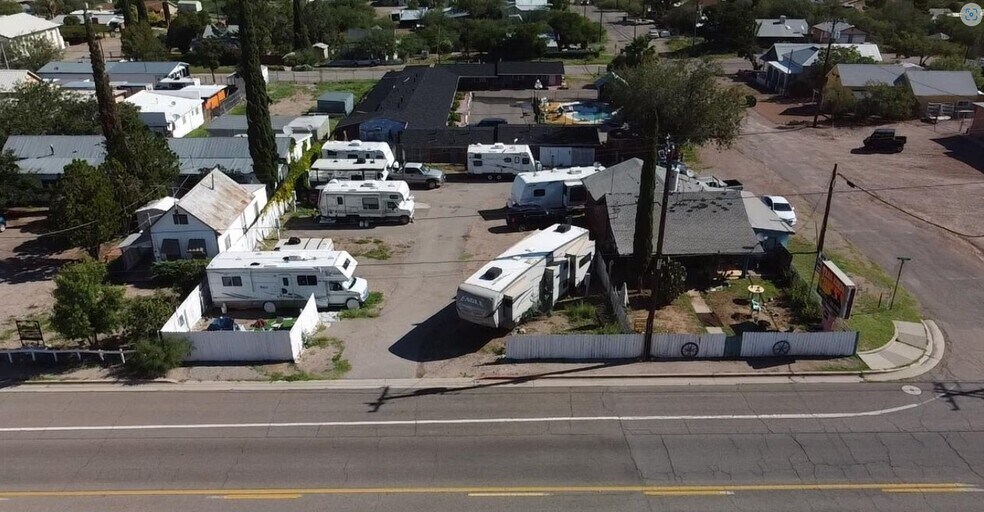 More Photos Of 13 N 7th St, Tombstone Hotel For Sale