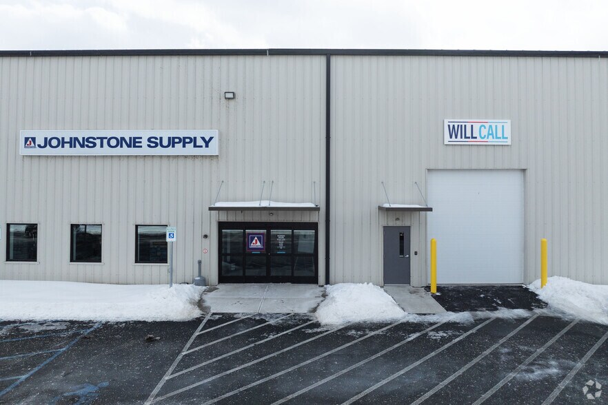 More Photos Of 100 Cohoes Ave, Troy Warehouse For Lease