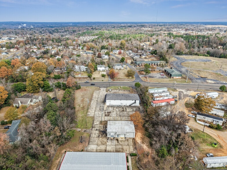 More Photos Of 3321 University Blvd E, Tuscaloosa Warehouse For Sale