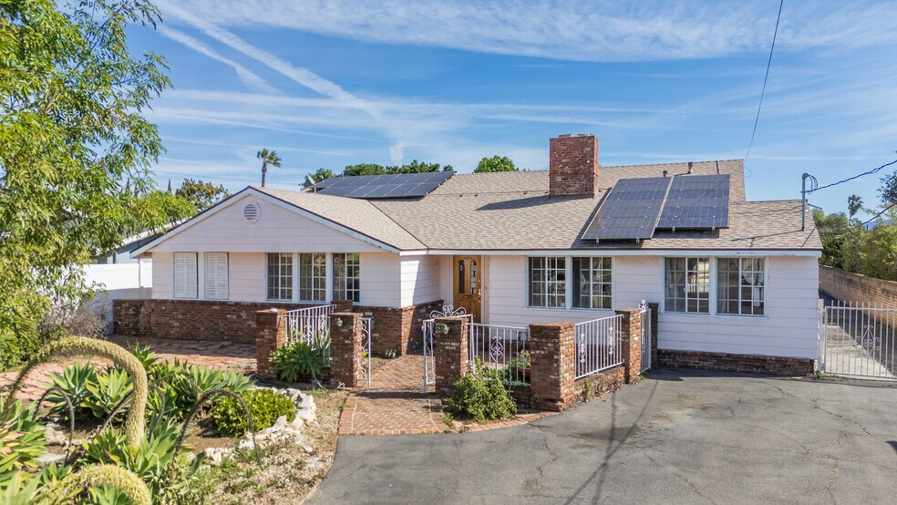 More Photos Of 9826 Columbus Ave, North Hills Apartments For Sale