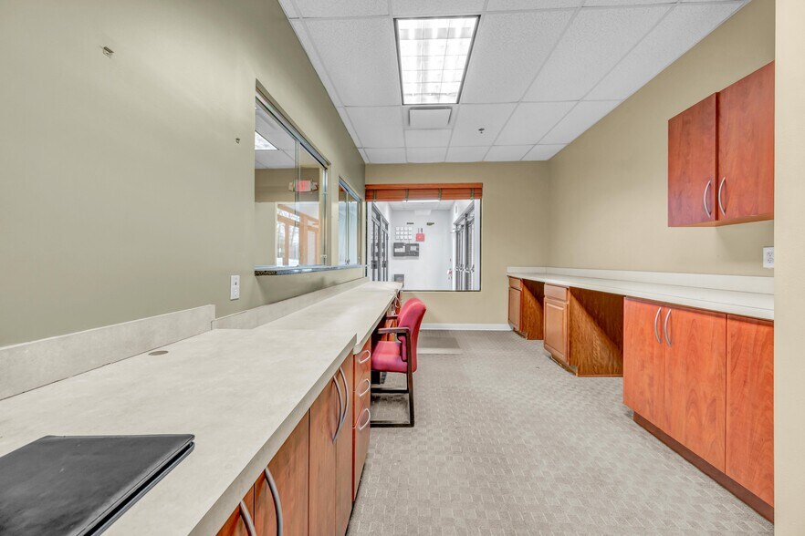 More Photos Of 401 Monroe Tpke, Monroe General Retail For Lease