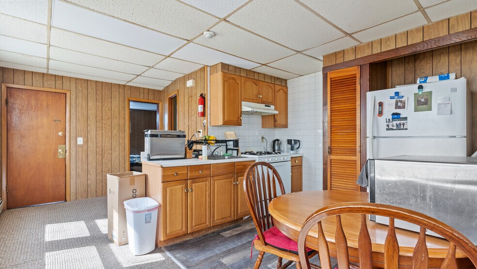 More Photos Of 393 Waterman Ave, East Providence Apartments For Sale