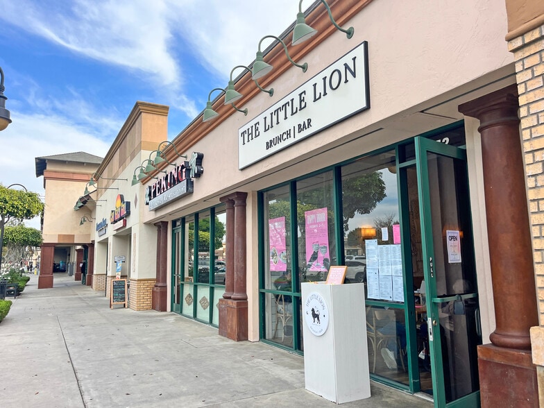 More Photos Of 5900-6048 Telegraph Rd, Ventura Unknown For Lease