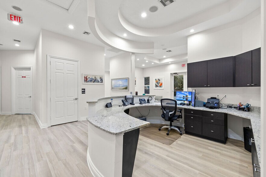 More Photos Of 2624 S Us Highway 1, Fort Pierce Medical For Sale
