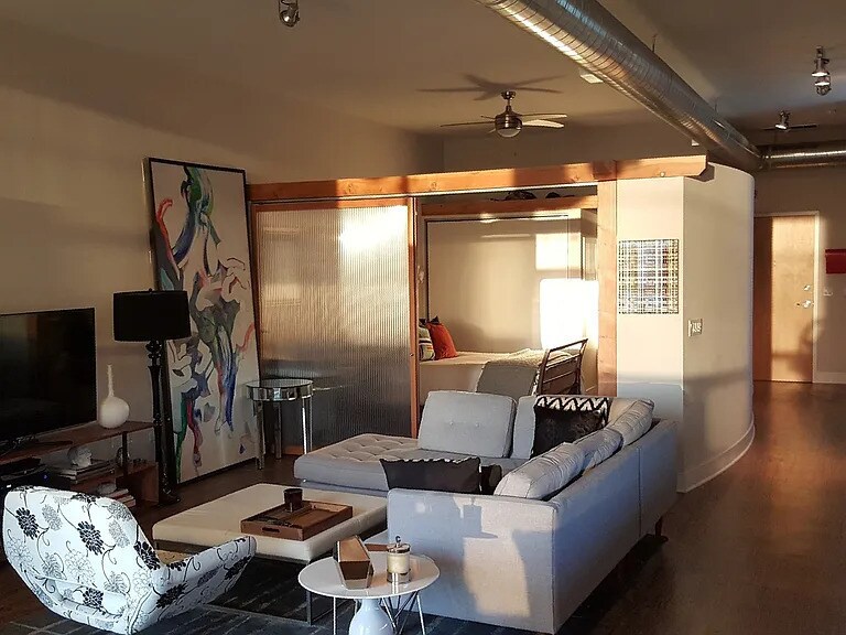 More Photos Of 4234 N Hutchinson, Chicago Apartments For Sale