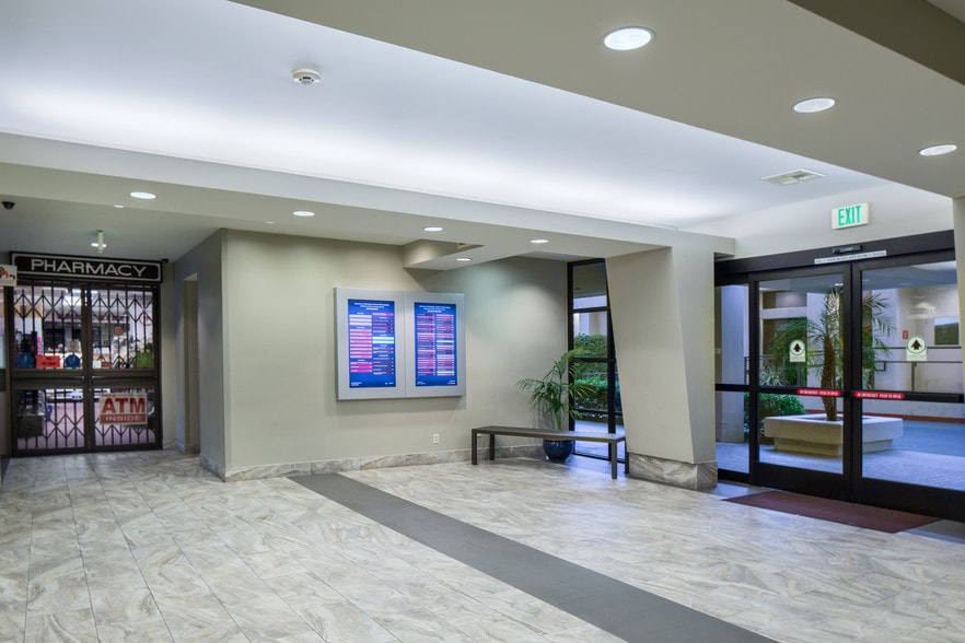 More Photos Of 18350 Roscoe Blvd, Northridge Unknown For Lease