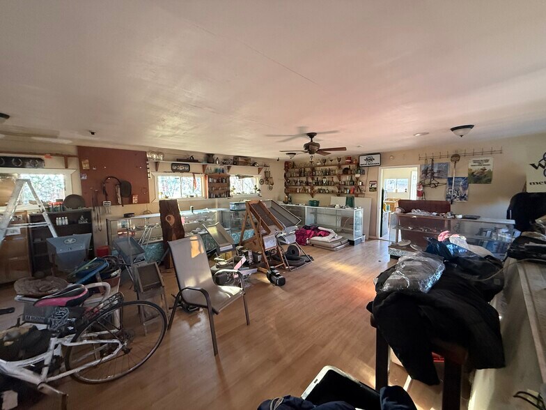 More Photos Of 3925 Lake Isabella Blvd, Bodfish General Retail For Sale