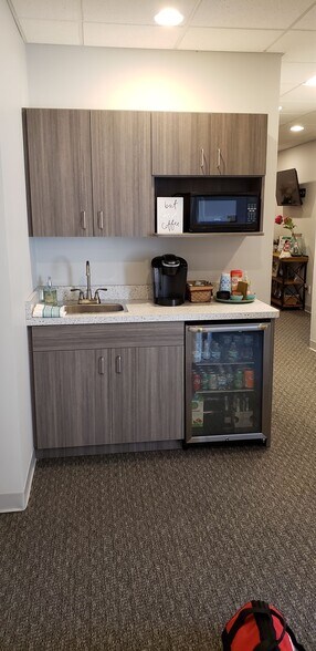 More Photos Of 3860 Race Rd, Cincinnati Medical For Sale