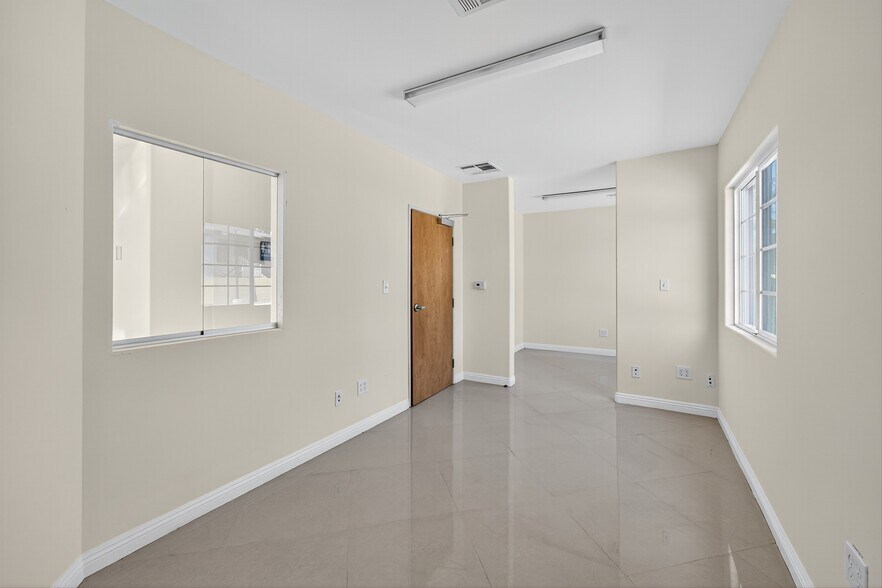 More Photos Of 447 N Prairie Ave, Inglewood Medical For Lease