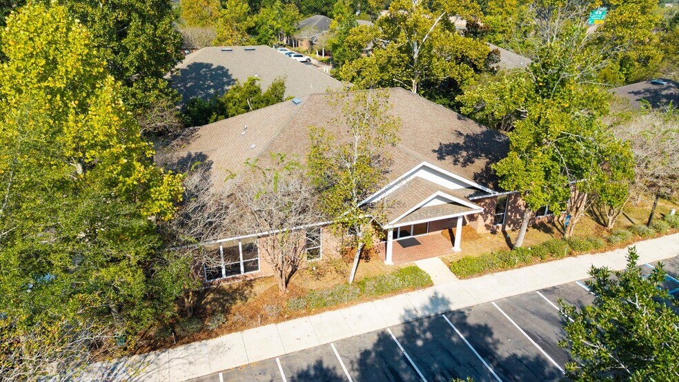 More Photos Of 2565 Barrington Cir, Tallahassee Office For Sale