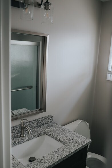 More Photos Of 419 W Main, Du Quoin Multifamily For Sale