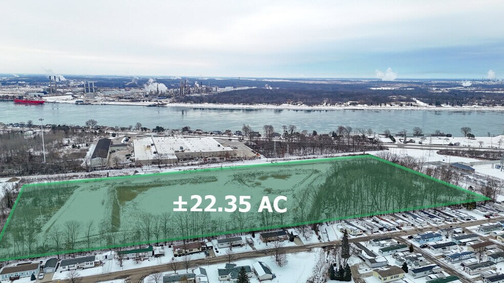 More Photos Of 298 Gratiot Blvd, Marysville Land For Sale