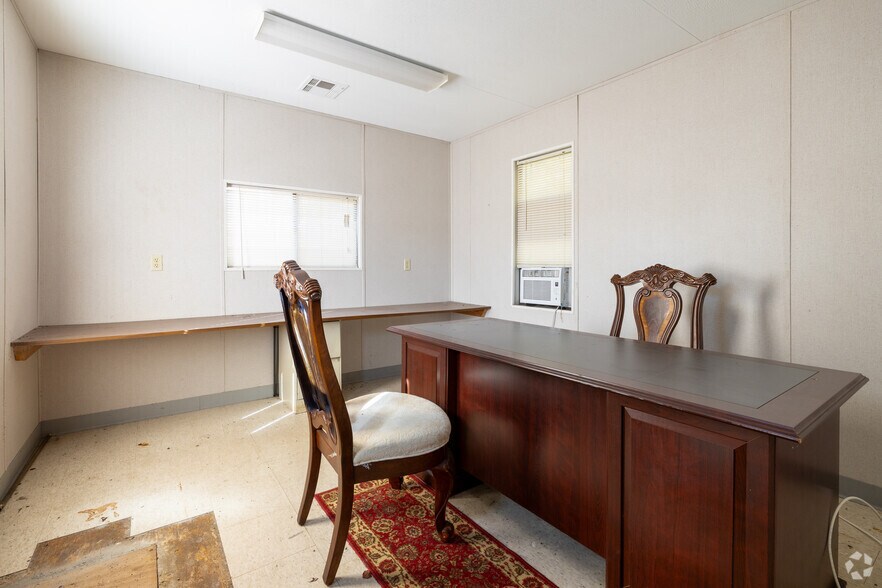 More Photos Of 11843 Camden Rd, Jacksonville Land For Lease