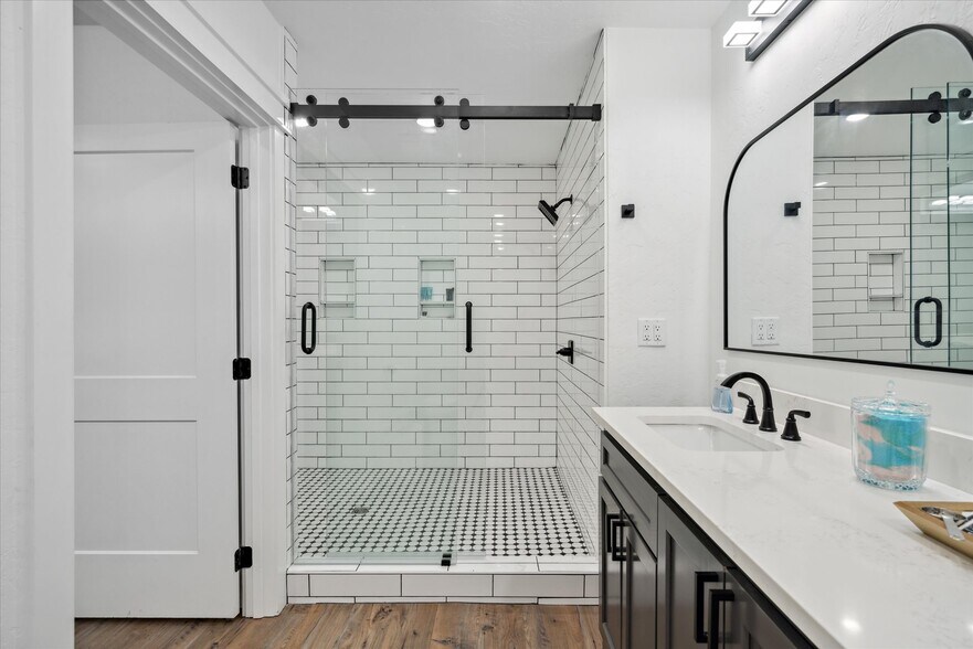 More Photos Of 1972 FM 857, Grand Saline Trailer Camper Park For Sale