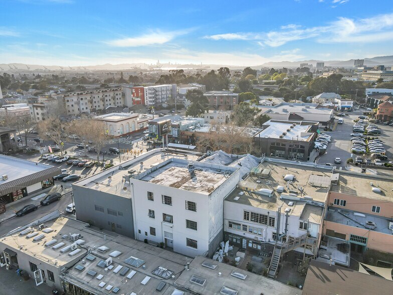 More Photos Of 4920 Telegraph Ave, Oakland Storefront Retail Office For Lease