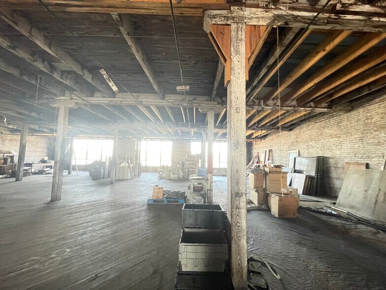 More Photos Of 316 Peters St SW, Atlanta Warehouse For Sale