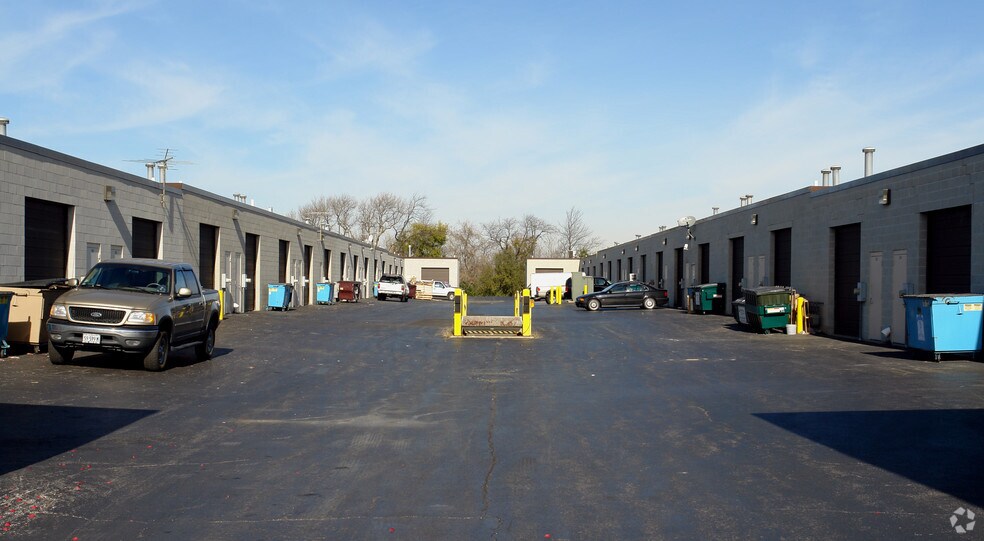 More Photos Of 888 E Belvidere Rd, Grayslake Warehouse For Lease