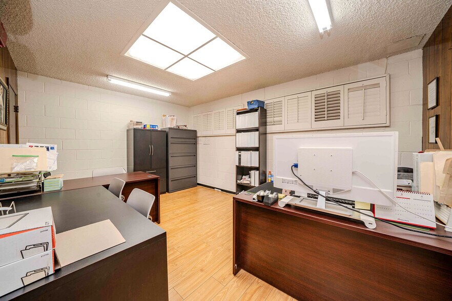 More Photos Of 782 E Washington Blvd, Los Angeles Manufacturing For Lease