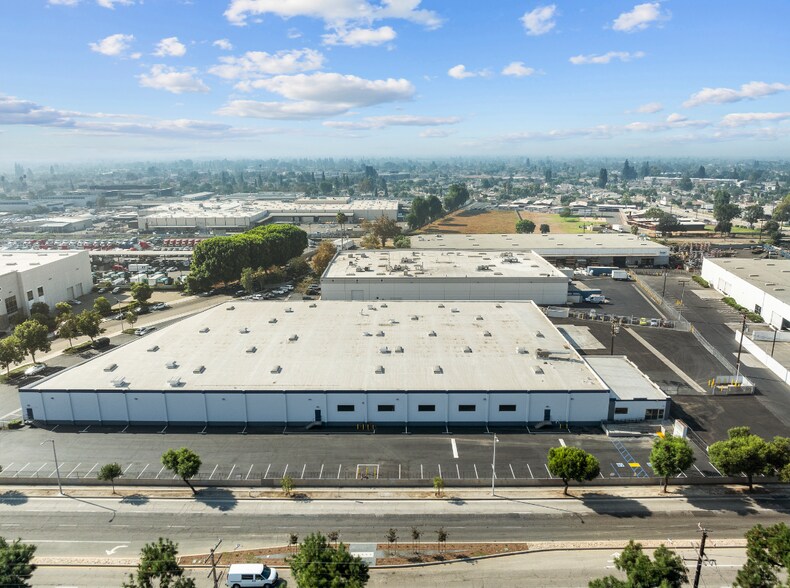 More Photos Of 8640 Slauson Ave, Pico Rivera Manufacturing For Lease