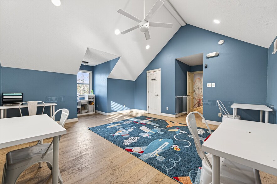 More Photos Of 8911 West Ln, Magnolia Office For Sale