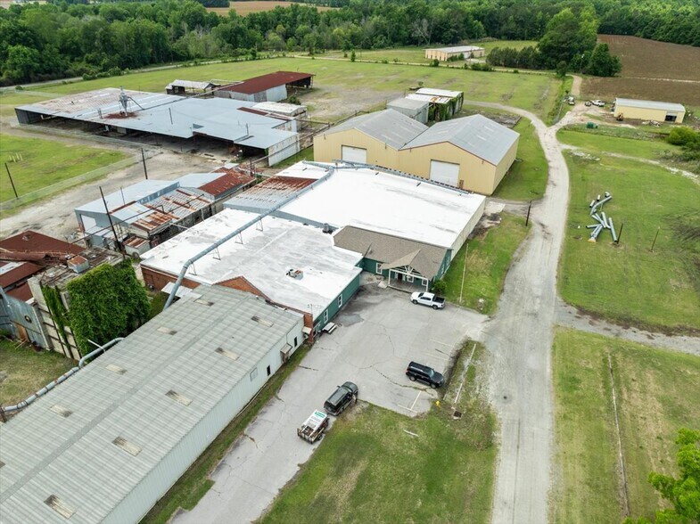 More Photos Of 119 E 6th Ave, Pamplico Industrial For Sale