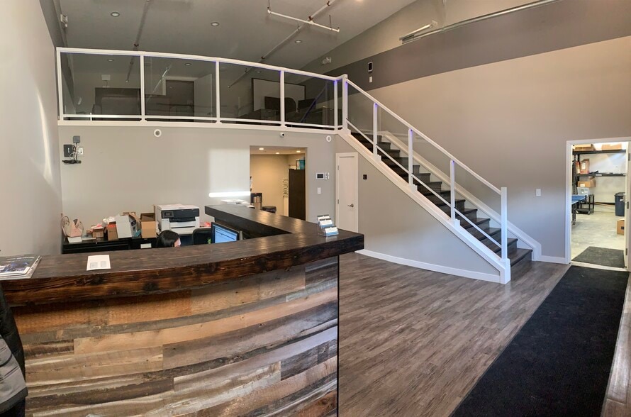 More Photos Of 9903 209 St NW, Edmonton Warehouse For Sale