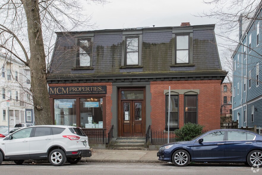 More Photos Of 917 E Broadway, Boston Storefront Retail Office For Sale