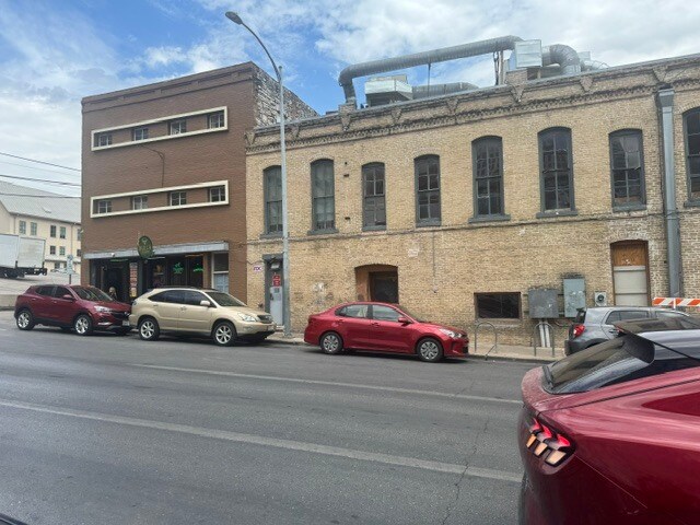 More Photos Of 607 San Jacinto Blvd, Austin Storefront For Sale