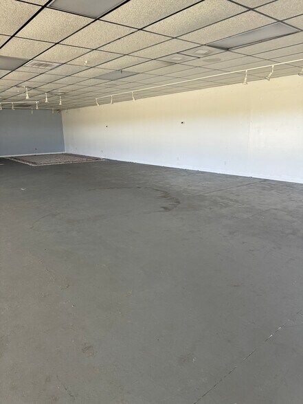 More Photos Of 3729 Southside Blvd, Jacksonville Storefront Retail Office For Lease