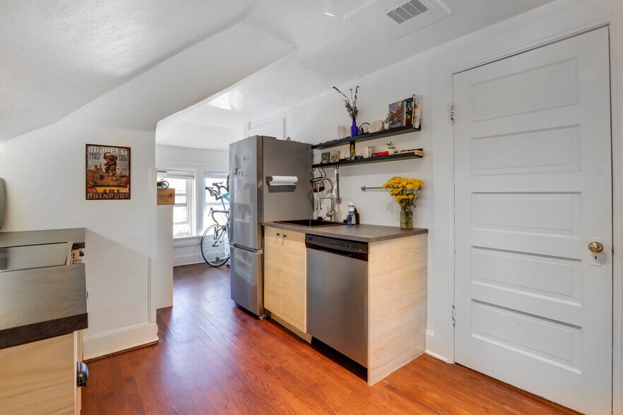 More Photos Of 1568 Vine St, Denver Apartments For Sale