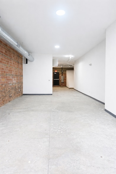 More Photos Of 105 Parsons Ave, Columbus Storefront Retail Office For Lease