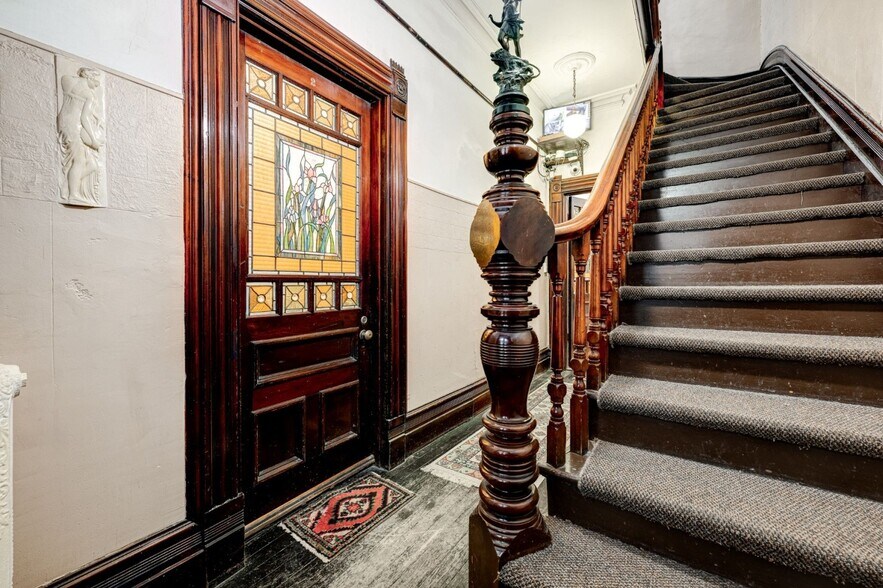 More Photos Of 1185 Av Seymour, Montréal Apartments For Sale