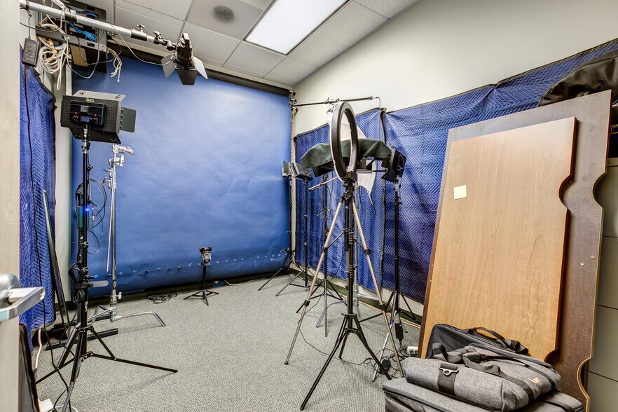 More Photos Of 9601 Irvine Center Dr, Irvine Industrial For Sale