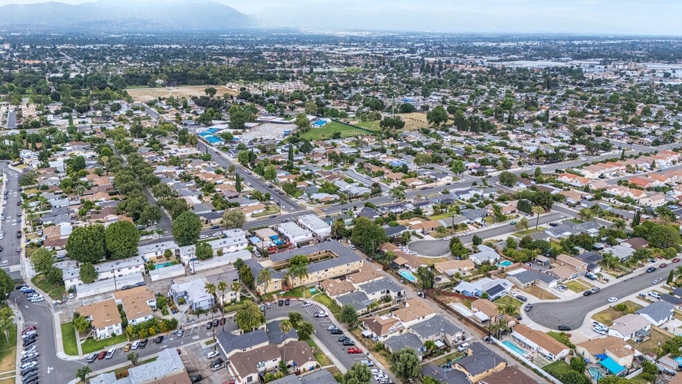 More Photos Of 383 Orchid Ln, Pomona Apartments For Sale