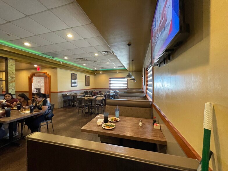 More Photos Of 730 W Spring Valley Rd, Richardson Restaurant For Sale