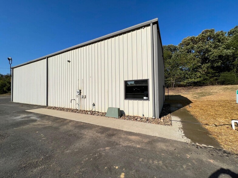 Primary Photo Of 8411 US Highway 64 W, Russellville Industrial For Sale