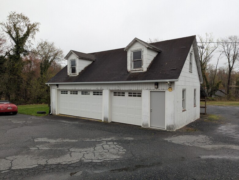 More Photos Of 2005 E Churchville Rd, Bel Air Freestanding For Sale